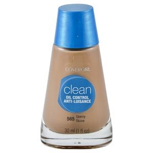 CoverGirl Clean Oil Control Liquid Foundation 565 Tawny Oil Free Matte Finish